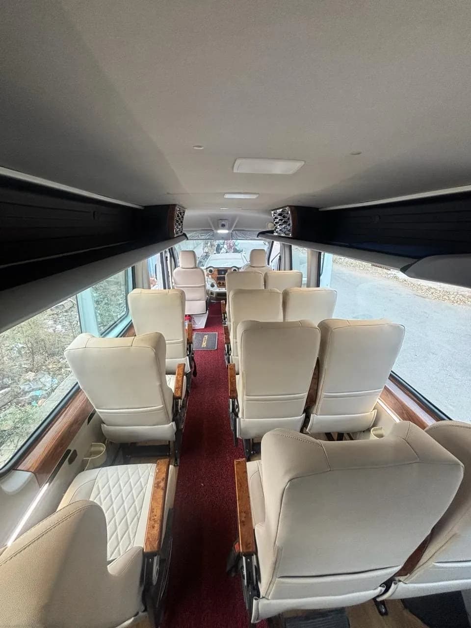 Sushi Travels Force Urbania Luxury 16-Seater — photo 8 of 10