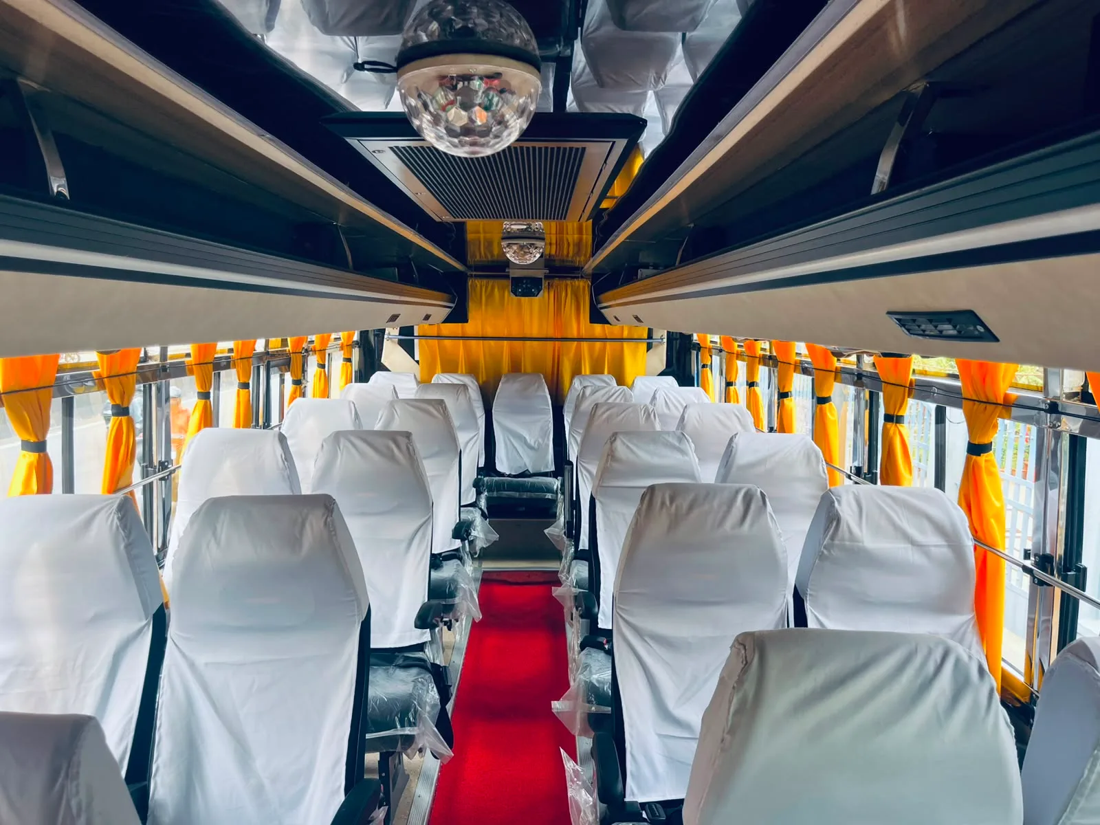 Sushi Travels 25 Seater Mini Bus — photo 5 of 6