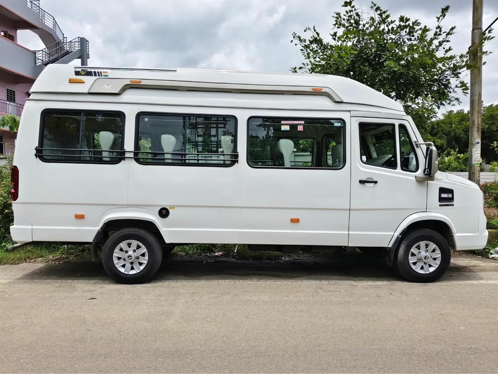 17-Seater Force Tempo Traveller Rental in Bangalore — Sushi Travels Fleet Bangalore 17-Seater Force Tempo Traveller Rental in Bangalore