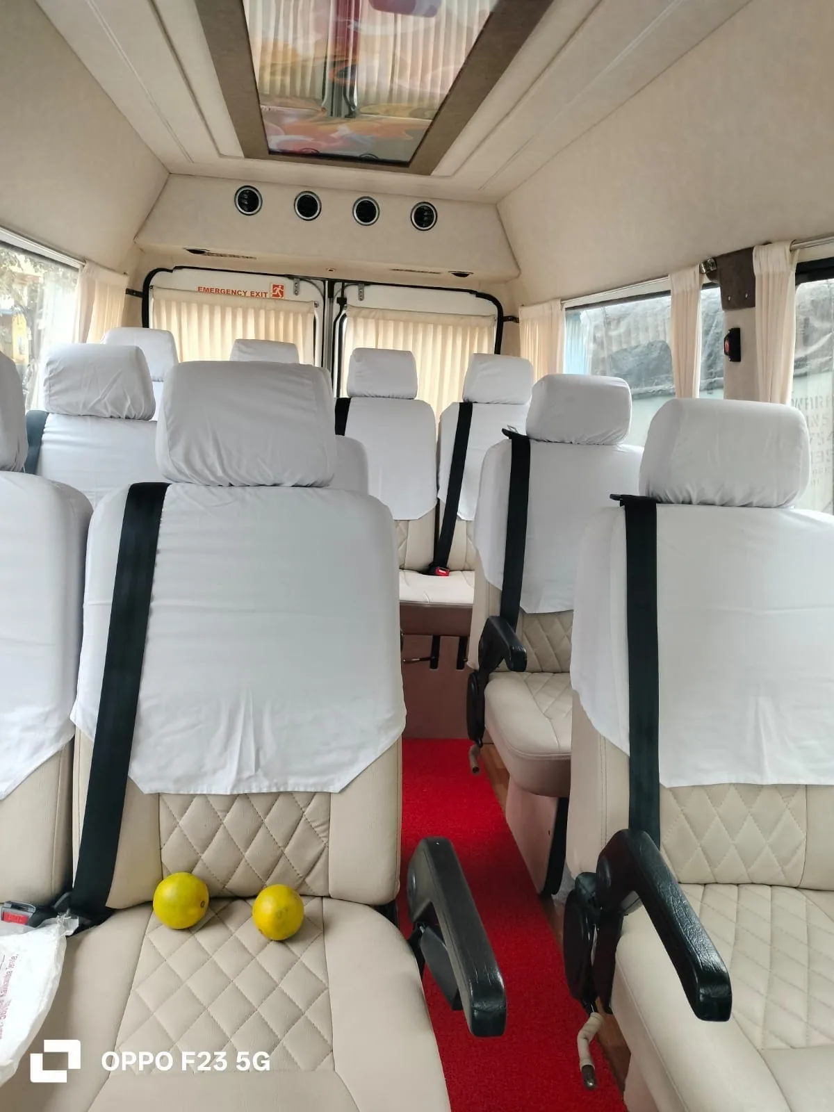 Sushi Travels Tempo Traveller AC — photo 4 of 7