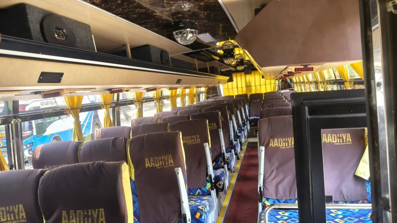 Sushi Travels Sushi Travels - 50 Seater Bus — photo 2 Sushi Travels Sushi Travels - 50 Seater Bus — photo 2 of 3